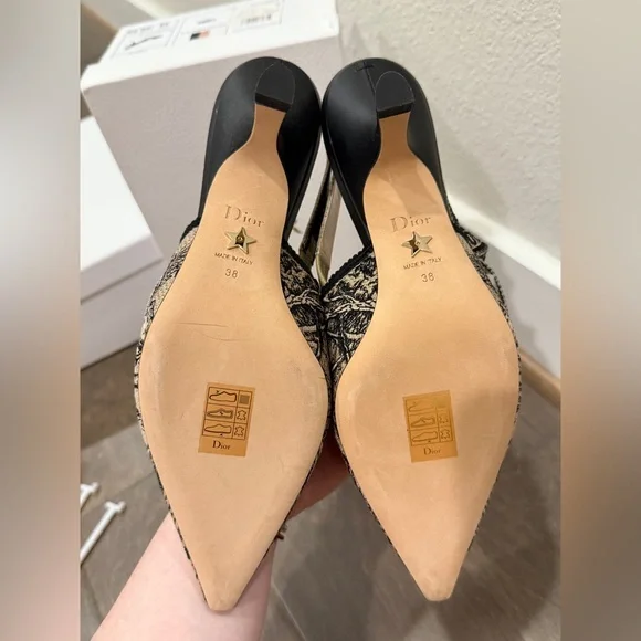 Dior J'adior Canvas Slingback Pump, toile de jouy, Black and Halzelnut size 38 - Picture 11 of 13